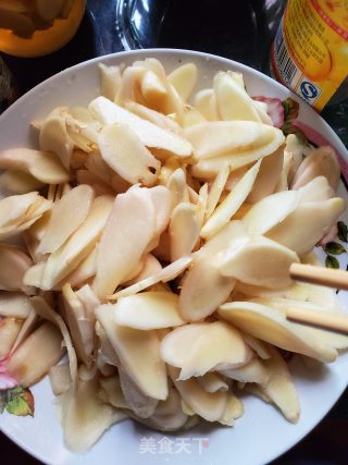 Vinegar Pickled Ginger recipe