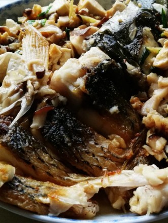 Shiitake Mushroom and Tofu Stuffed Grass Carp recipe
