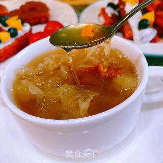 Bird's Nest Tremella Goji Soup recipe