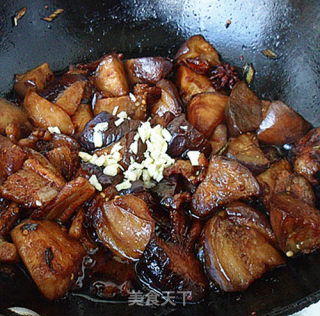 Sliced Pork Belly and Grilled Eggplant recipe