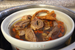 【daily New Product】danggui Nourishing Pig Heart Soup recipe