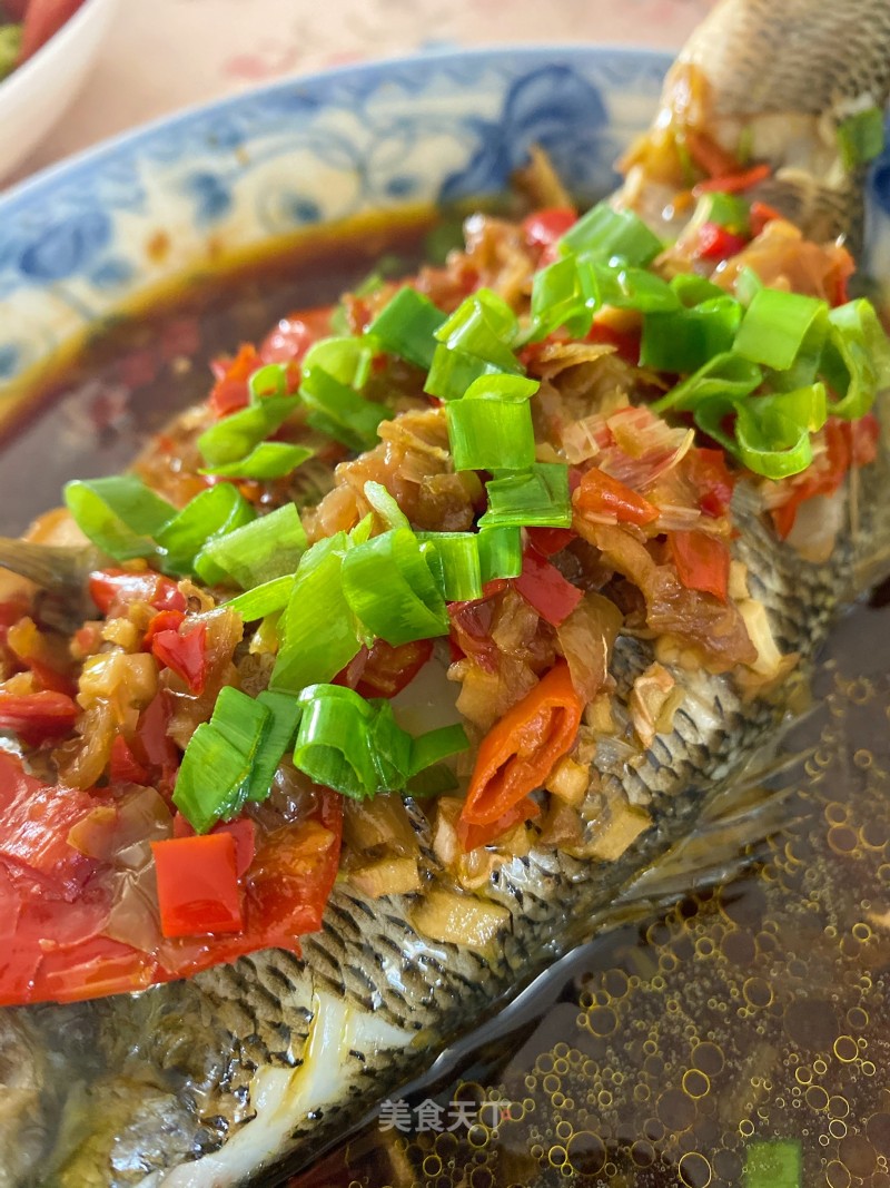 Steamed Sea Bass with Chopped Pepper recipe