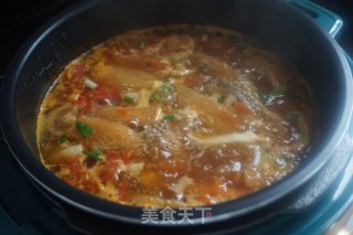 #清淡美食#tomato and Bamboo Sun Black Fish Soup recipe