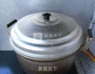 Egg Yolk Corn Meal Wowotou recipe