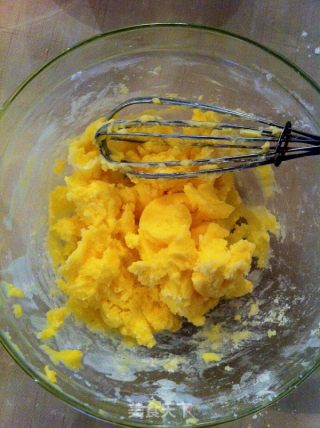 The Petty Bourgeoisie Complex in Every Girl's Heart-orange Jam Sandwich Biscuits recipe