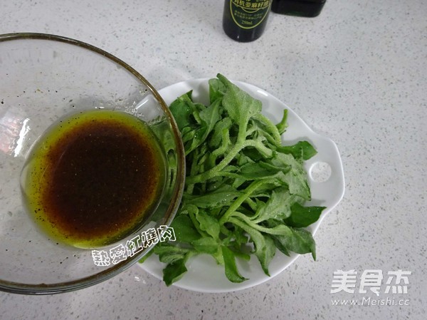 Flax Seed Vinaigrette with Ice Grass recipe