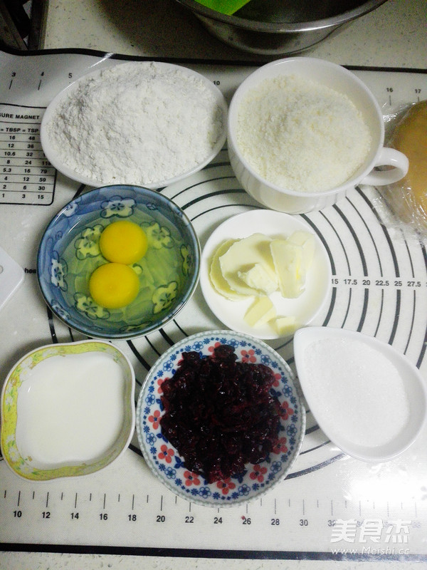 Cranberry Coconut Mooncake recipe