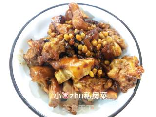 Braised Lotus Root with Pig's Trotters and Soybeans recipe