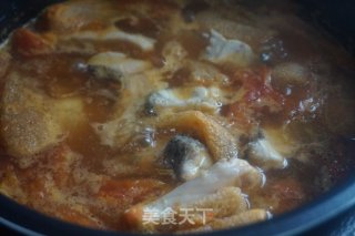 #清淡美食#tomato and Bamboo Sun Black Fish Soup recipe