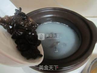 Belly Sliced Fungus and Peanut Soup recipe