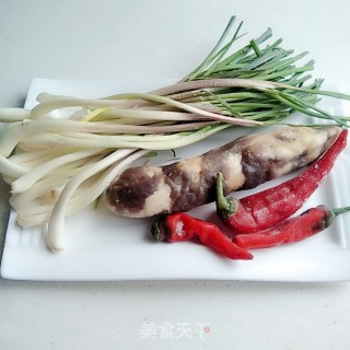 Fried Sausage with Spring Buckwheat recipe