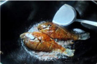 The Method of Braised Fish-braised Sun Fish recipe