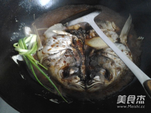 Braised Fish Head Noodles recipe