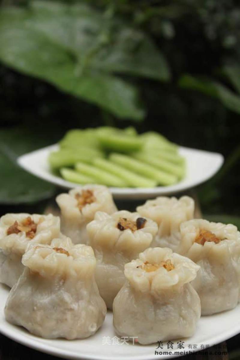 Shaomai with Minced Meat and Shiitake Mushrooms recipe