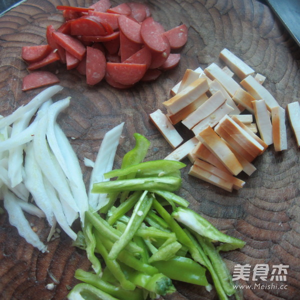 Green Pepper and Cabbage Tofu Shreds recipe