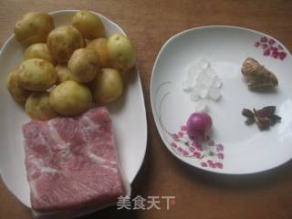 Braised Pork with Small Potatoes recipe