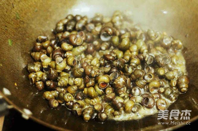 Stir-fried Escargot recipe