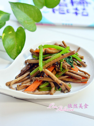 Stir-fried Tea Tree Mushroom recipe