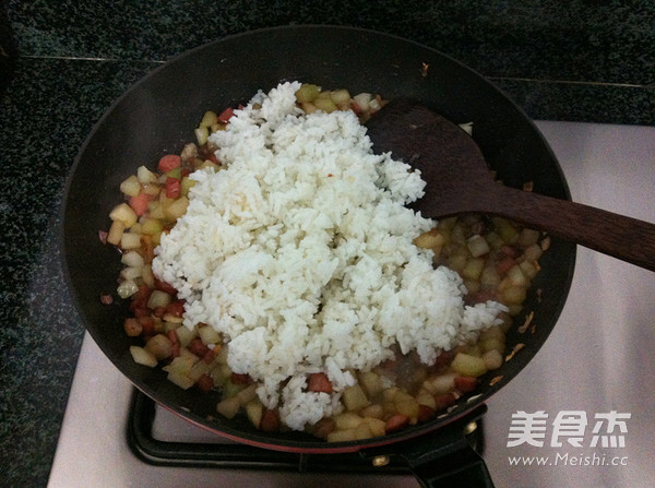 Fried Rice with Vegetable Root Pork Belly recipe