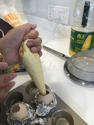 Cute Dripping Chicken Cake recipe