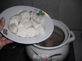 Nourishing Beauty and Clearing Fire Soup-yam Lily Pot Trotters recipe