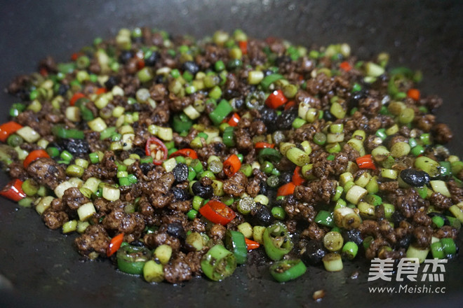 Super Stir Fried Fry Head with Food recipe