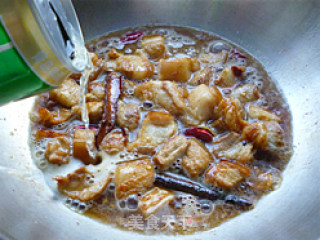 Braised Pork with Beer recipe