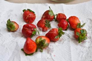 Strawberry Naked Cake recipe