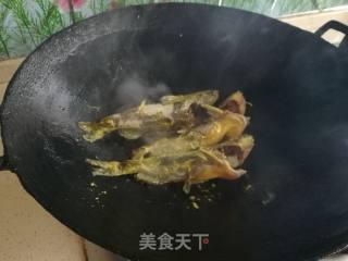 Yellow Catfish in A Pot recipe