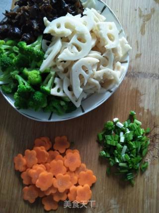 Fried Lotus Root with Broccoli recipe
