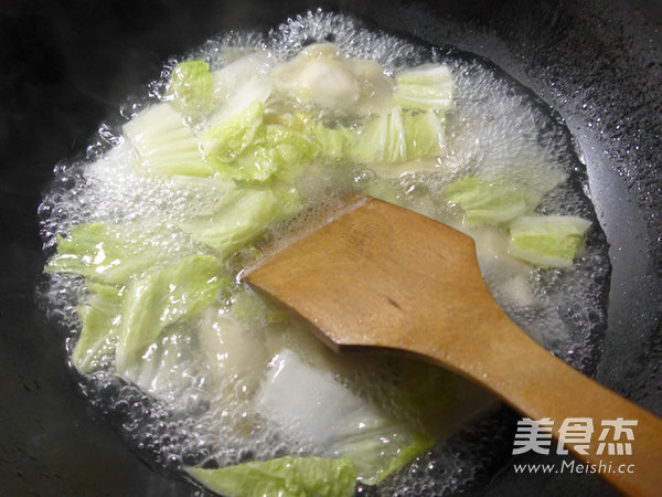 Boiled Dumplings with Cabbage Noodles recipe