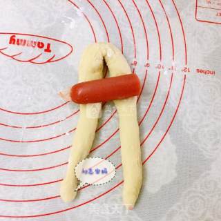 Cute Rabbit Sausage Bun recipe