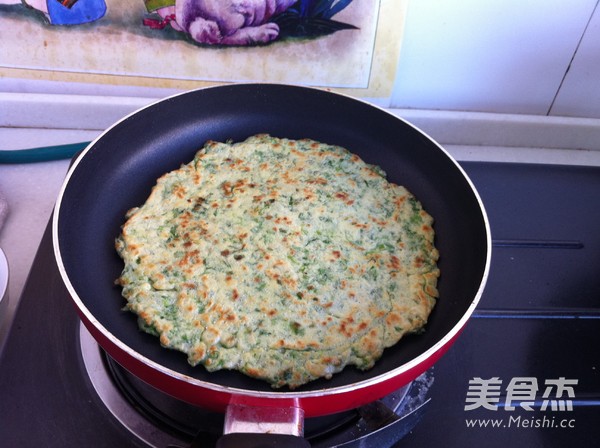 Celery Leaf Omelette recipe