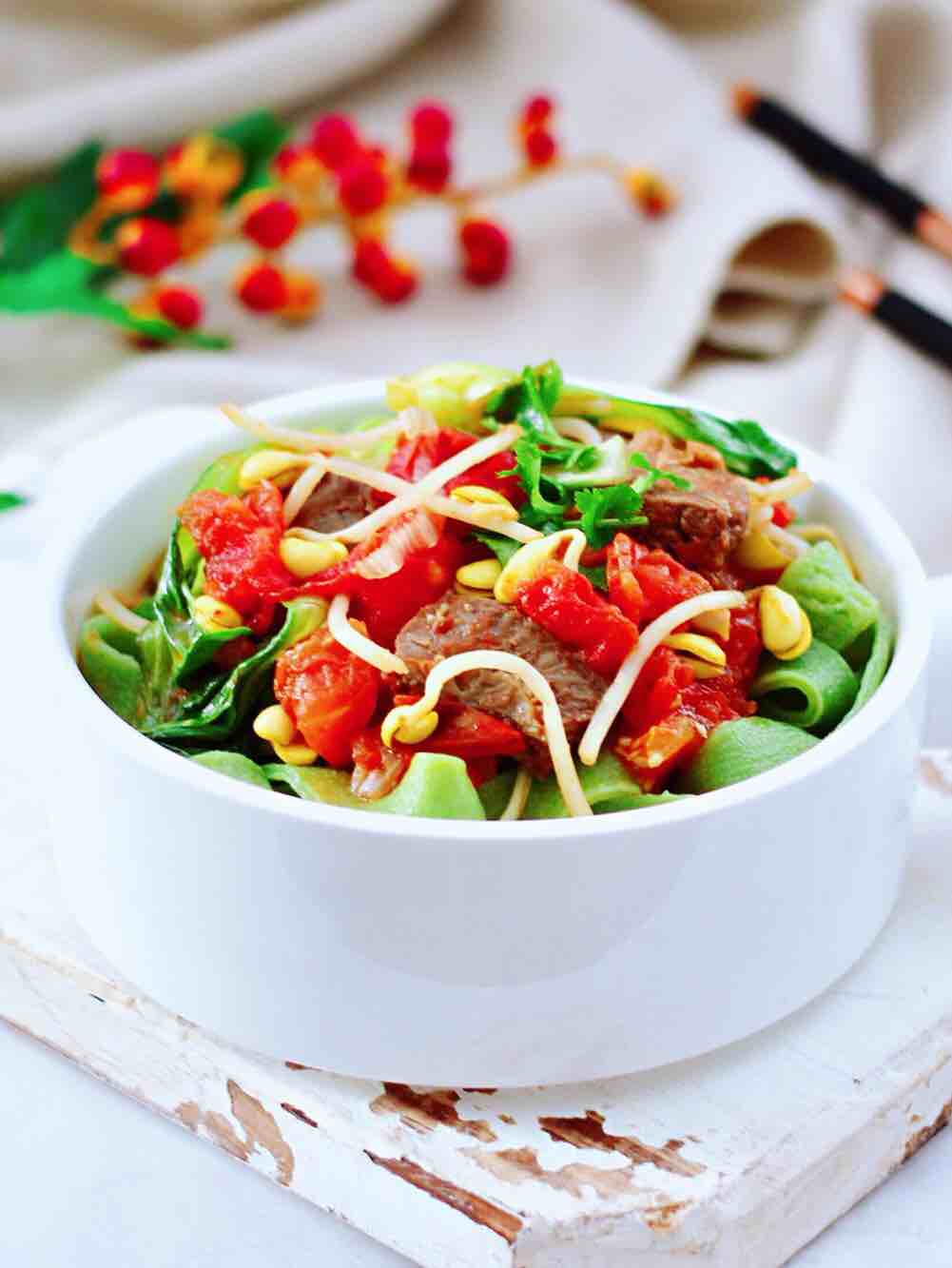 Spinach Noodles with Tomato Brisket recipe