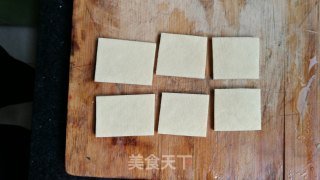 Braised Dried Tofu with Hand-rolled Noodles recipe