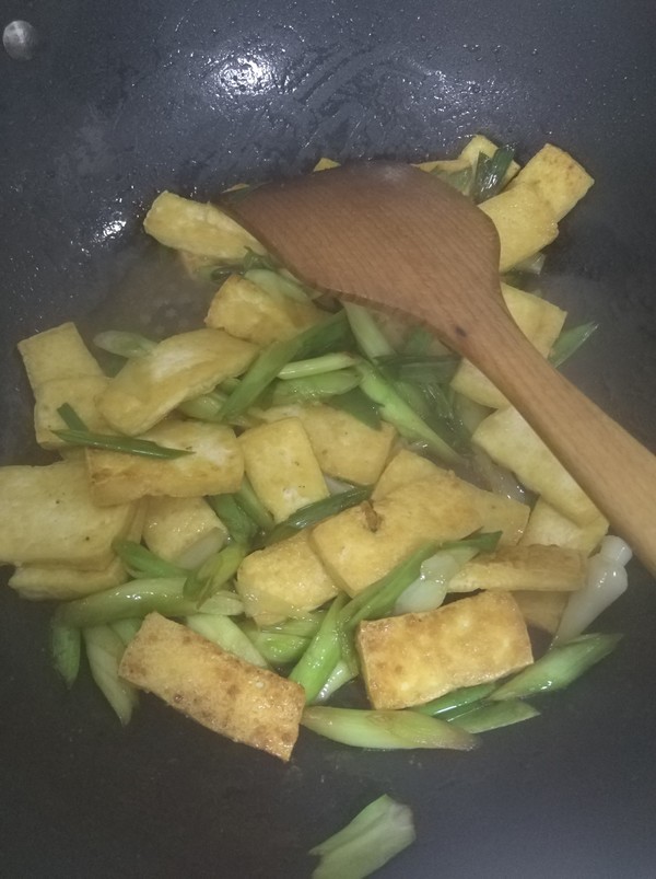 Roasted Tofu with Garlic Sprouts recipe