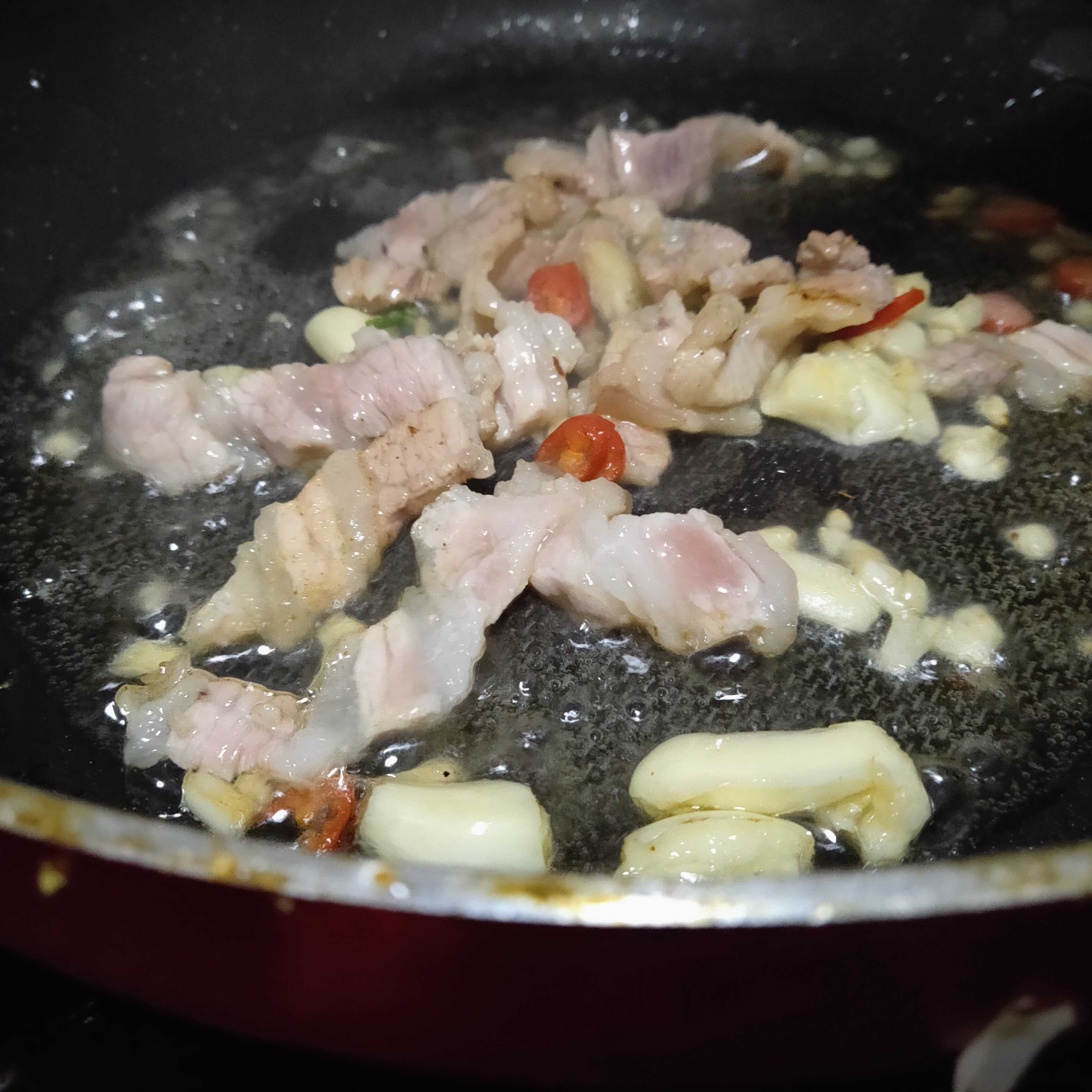 Cauliflower Stir-fried Pork Slices recipe