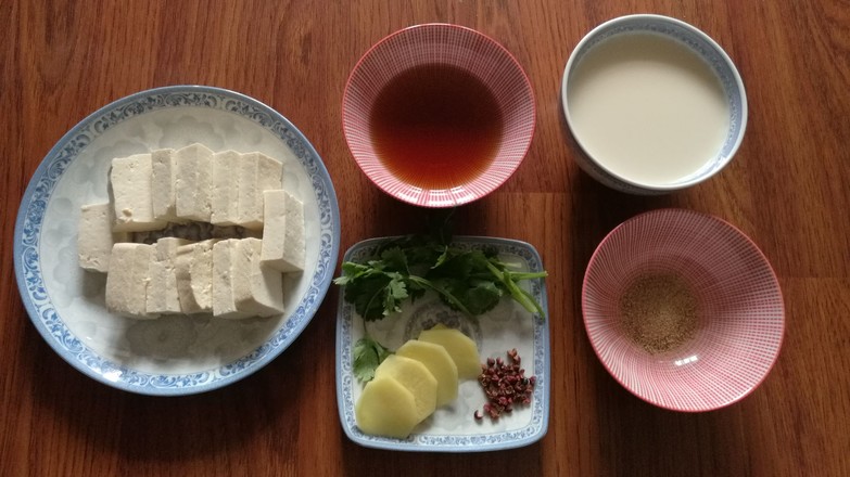 Salmon Tofu Soup recipe