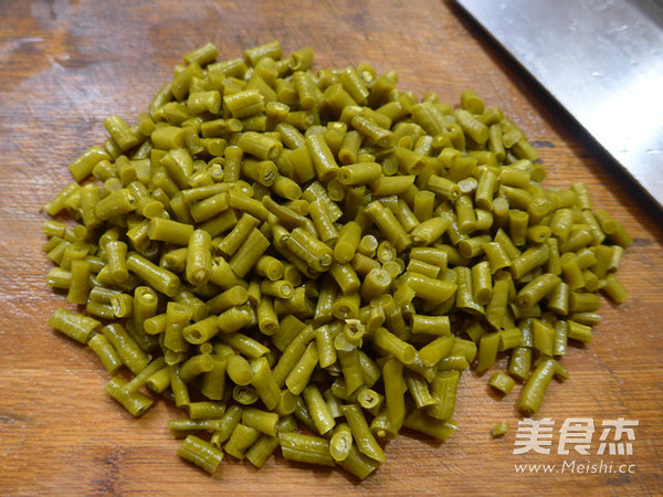 Stir-fried Sour Beans with Minced Pork recipe