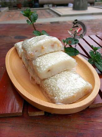 Traditional Peanut Sesame Mochi