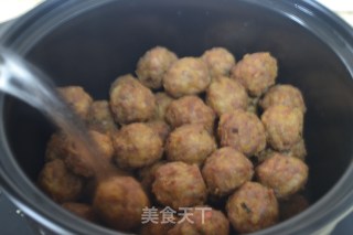 Stewed Homemade Meatballs recipe