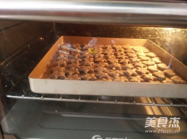 Peanut and Black Sesame Biscuits recipe