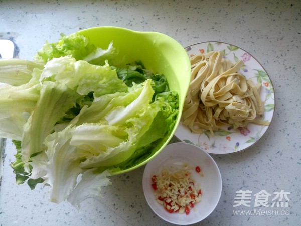 Lettuce with Tofu Skin recipe