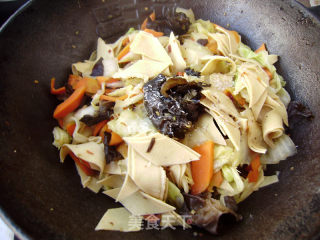 Home Cooking-spicy Stir-fried Cabbage recipe