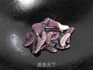 Stir-fried Lamb Eyed Peas with Edamame recipe