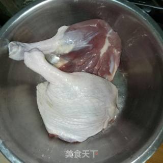 Stir-fried Duck Leg with Sauce recipe