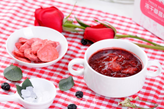 Strawberry Stew with Rose Rock Sugar recipe