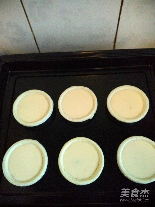 Whole Egg Tart with Strawberry Sauce recipe