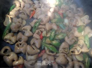 Stir-fried Fatty Sausage with Hot Pepper recipe