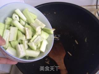 Loofah Preserved Egg Tofu Soup recipe